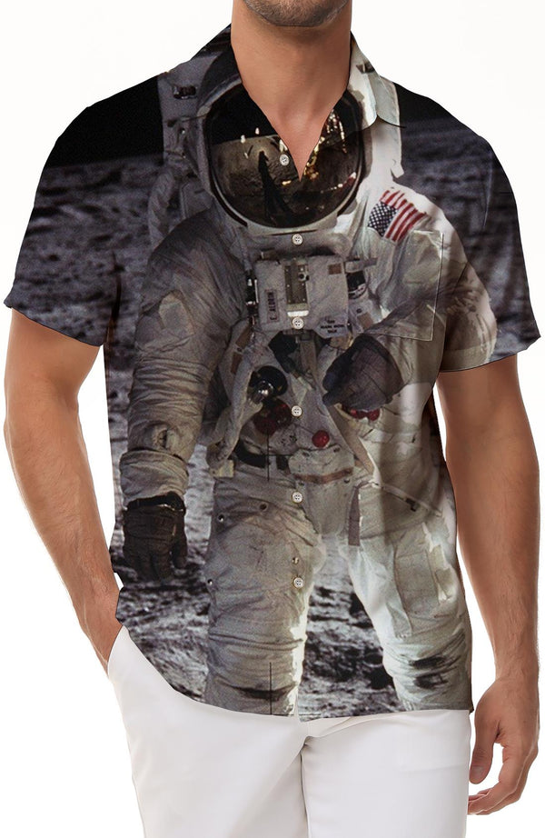 Hawaiian button down lapel shirt short sleeves American astronaut cool men's casual button down lapel short sleeves beach personalized